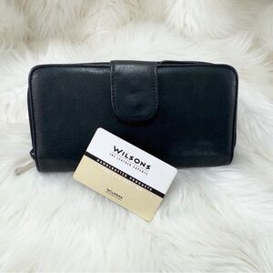 💖 Wilson’s Black Leather Wallet